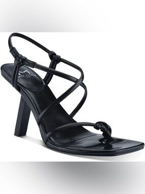 Marc Fisher Women’s LTD Gadella
Leather Thong Heels Size 7